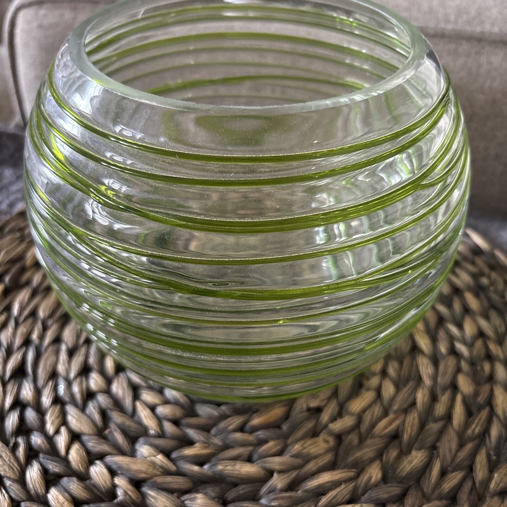 ANTIQUE VICTORIAN Russian Blown Green Ring Glass Bowl.